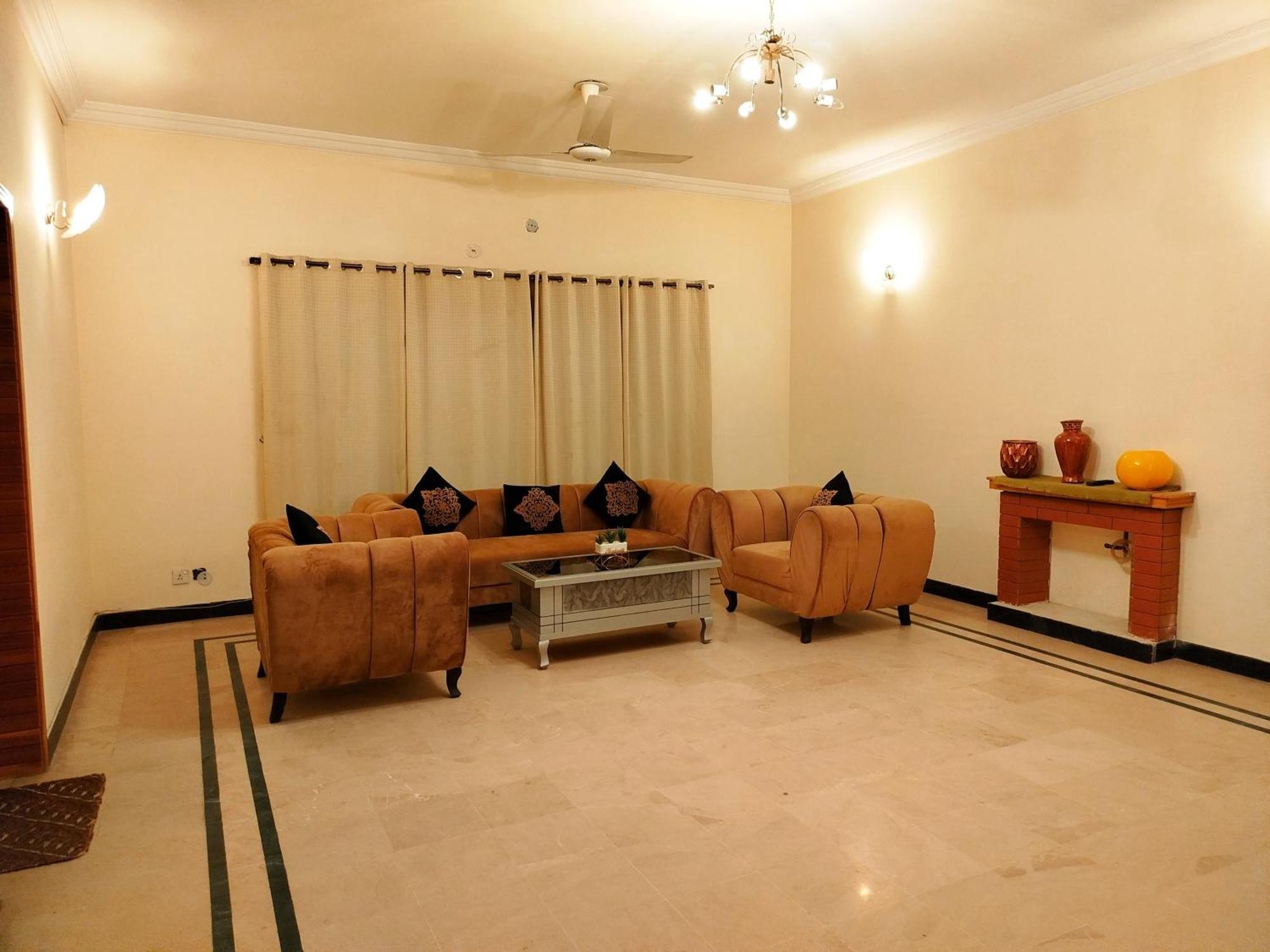 Royal Residential Islamabad Exterior foto